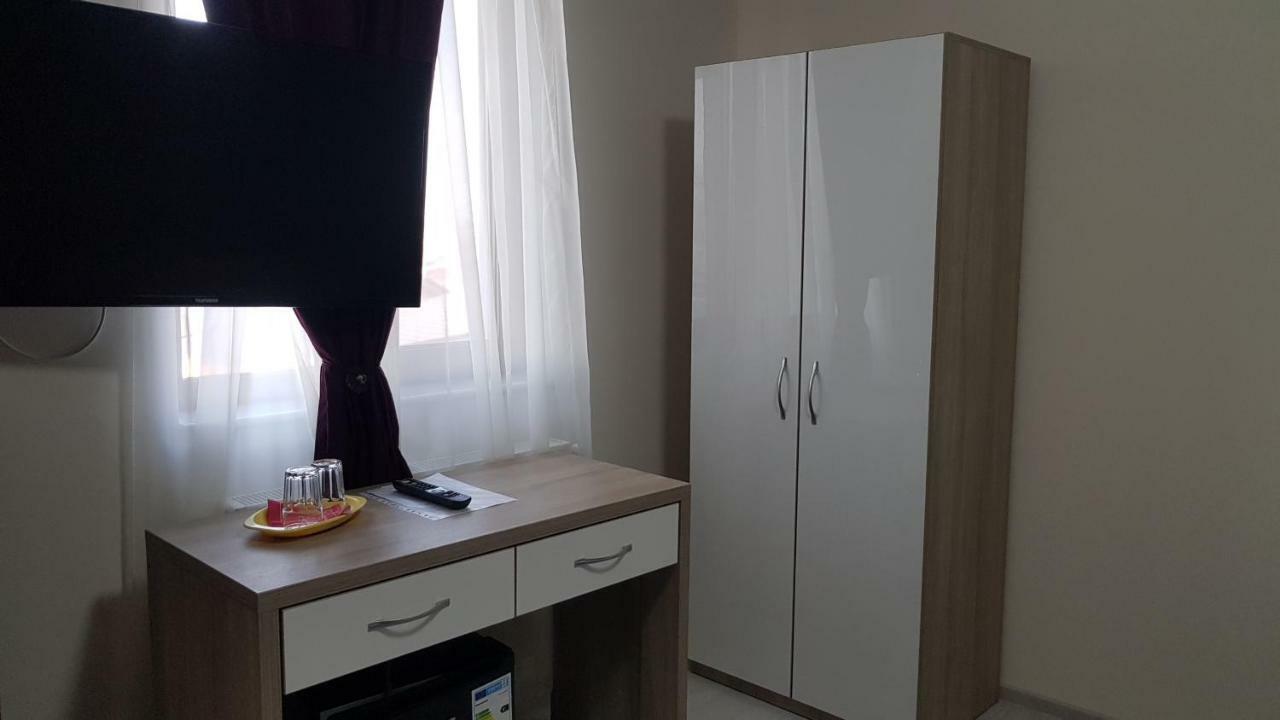 Vila Fara Nume Неводарі Екстер'єр фото